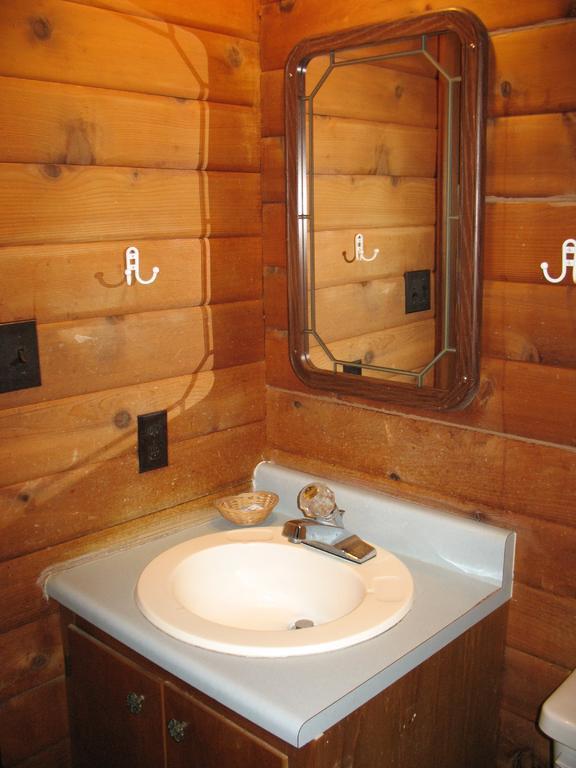 Forest Lake Camping Resort Lakefront Cabin 8 Advance Exteriér fotografie
